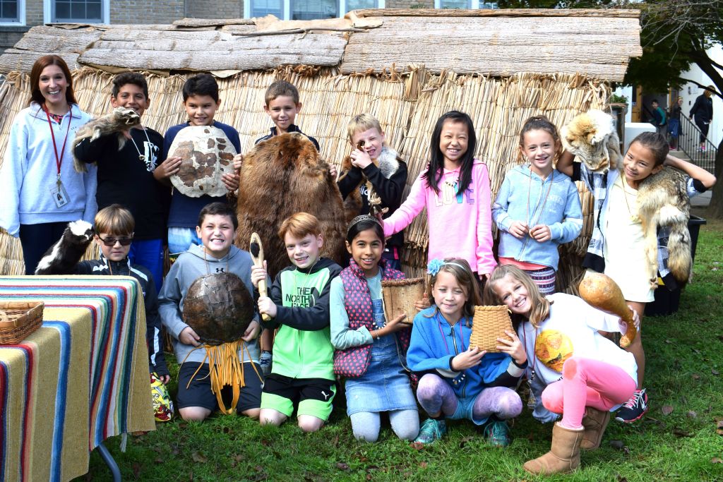 students learning about native american cultures 